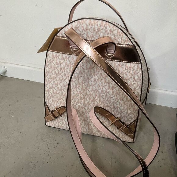 MICHAEL KORS Sheila Medium Two-Tone Signature Logo Backpack - Picture 3 of 9